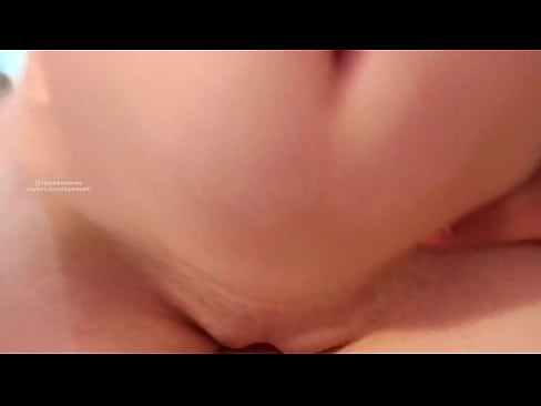 ❤️ Sleeping in my sister's room and that's how I woke up ️ Sex video at en-us.myteporn.ru ❤